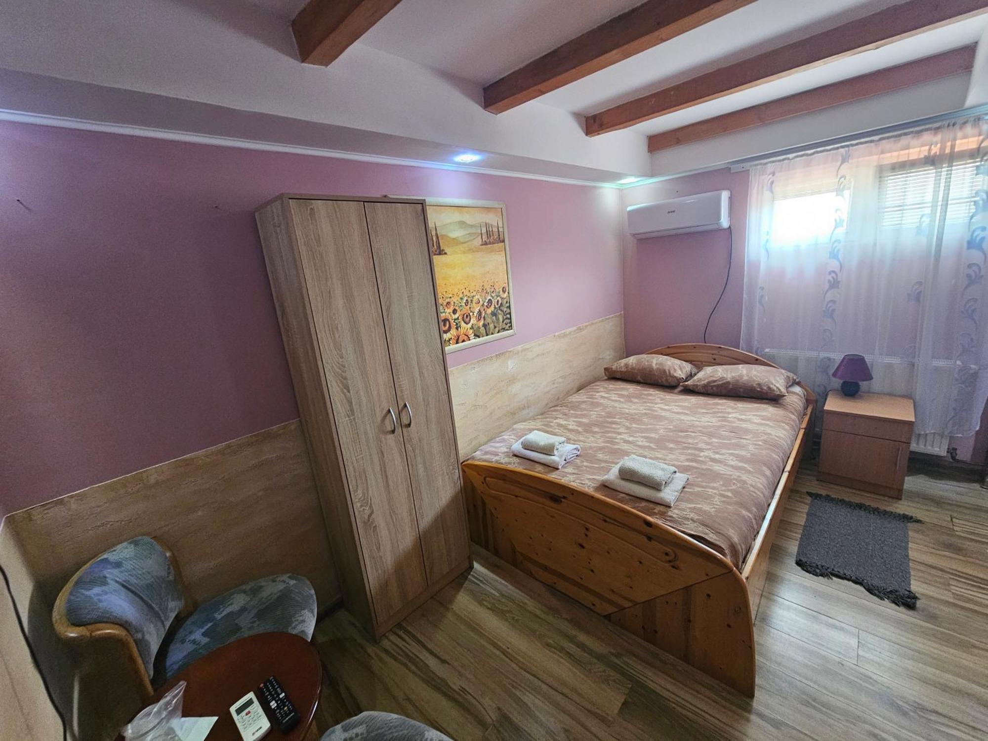 Prenociste Rooms Simke Subotica Exterior photo