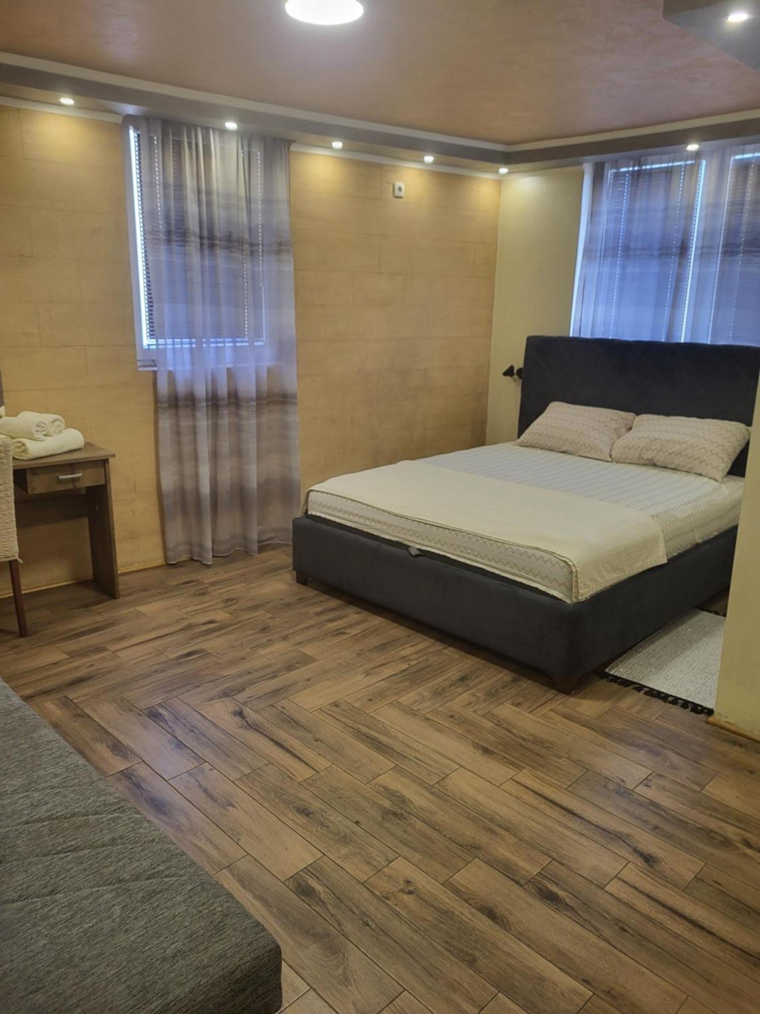 Prenociste Rooms Simke Subotica Exterior photo